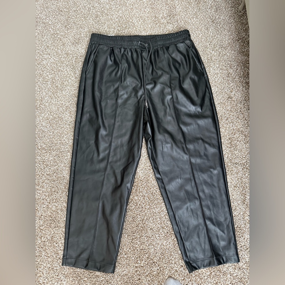Women’s High-Risk Straight Black Leather Pants